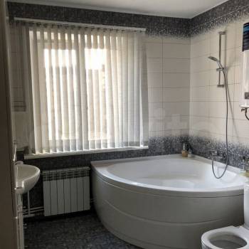 Продается Многокомнатная квартира, 147,2 м²