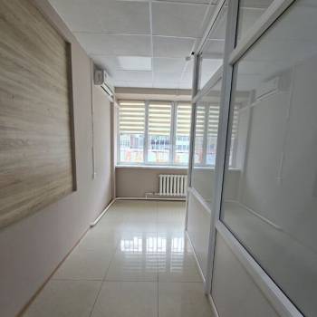 Сдается Нежилое помещение, 140 м²
