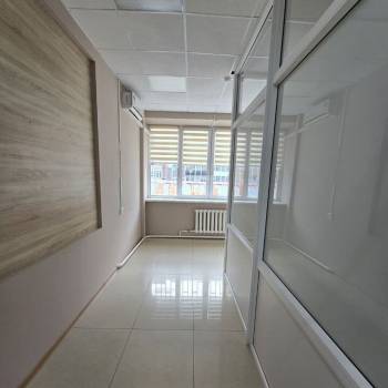 Сдается Нежилое помещение, 140 м²