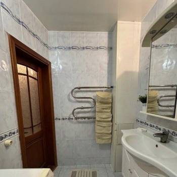 Сдается 2-х комнатная квартира, 65 м²