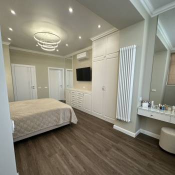 Продается 3-х комнатная квартира, 119,6 м²