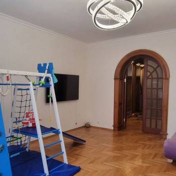 Продается Многокомнатная квартира, 127,5 м²