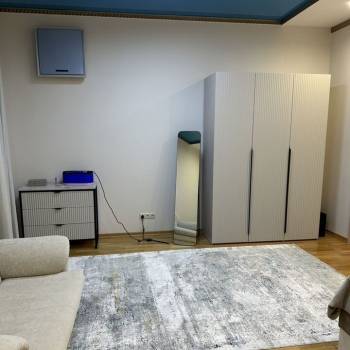 Продается Многокомнатная квартира, 191 м²