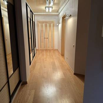 Продается Многокомнатная квартира, 191 м²