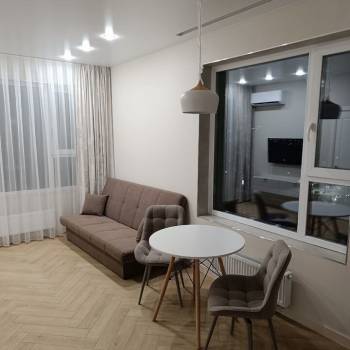Сдается 1-комнатная квартира, 40 м²