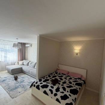 Продается 1-комнатная квартира, 43,5 м²