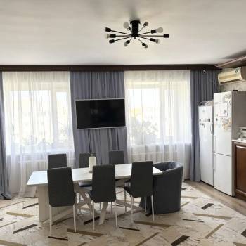 Продается Многокомнатная квартира, 150 м²