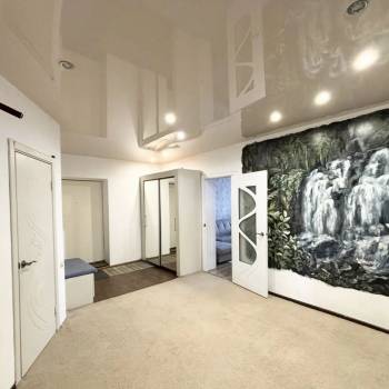 Продается Многокомнатная квартира, 150 м²