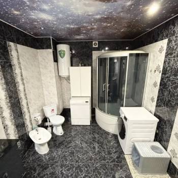 Продается Многокомнатная квартира, 150 м²