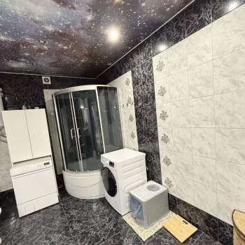 Продается Многокомнатная квартира, 150 м²