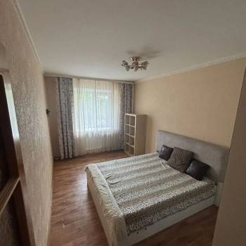Сдается 2-х комнатная квартира, 70 м²