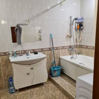 Продается 2-х комнатная квартира, 108 м²