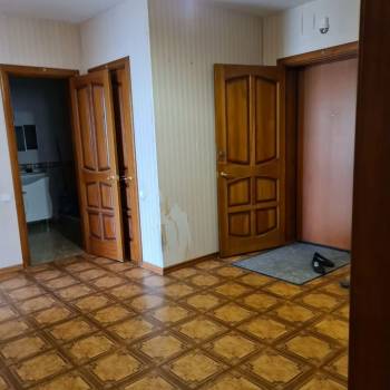 Продается 2-х комнатная квартира, 108 м²