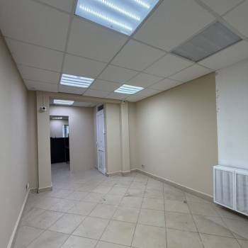 Сдается Нежилое помещение, 12 м²