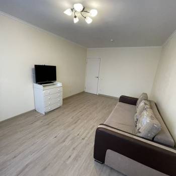 Сдается 2-х комнатная квартира, 67 м²