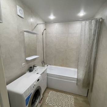 Сдается 2-х комнатная квартира, 67 м²