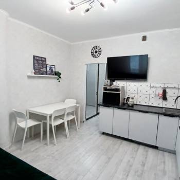 Продается 2-х комнатная квартира, 80 м²