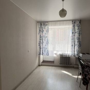 Продается 1-комнатная квартира, 41 м²
