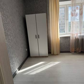 Продается 1-комнатная квартира, 41 м²