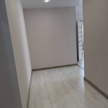 Продается 1-комнатная квартира, 41 м²
