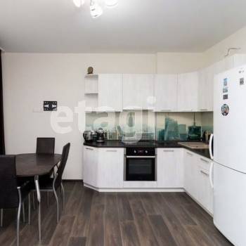 Продается 1-комнатная квартира, 49,9 м²