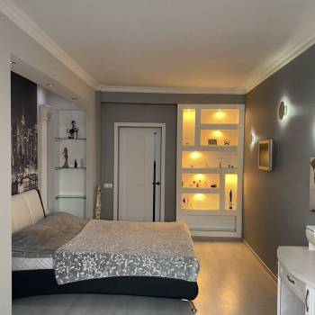 Сдается 2-х комнатная квартира, 99 м²