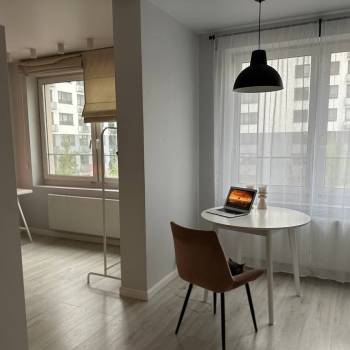 Продается 1-комнатная квартира, 35 м²