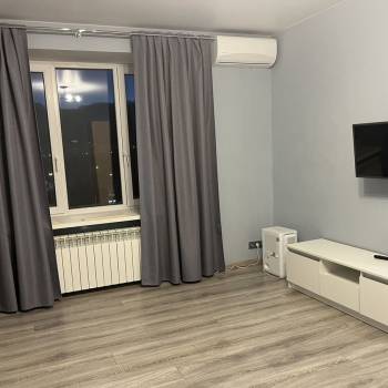 Сдается 1-комнатная квартира, 39 м²