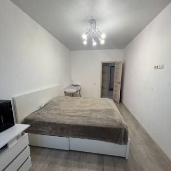 Продается 1-комнатная квартира, 42,6 м²