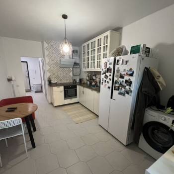Продается 1-комнатная квартира, 42,6 м²