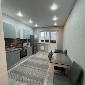 Продается 1-комнатная квартира, 43 м²