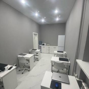 Сдается Нежилое помещение, 110 м²