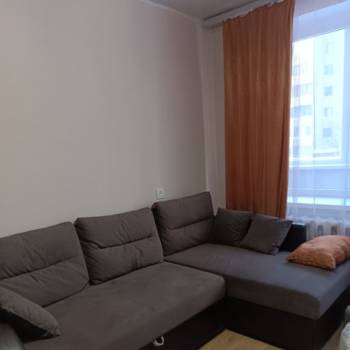 Сдается 1-комнатная квартира, 37 м²