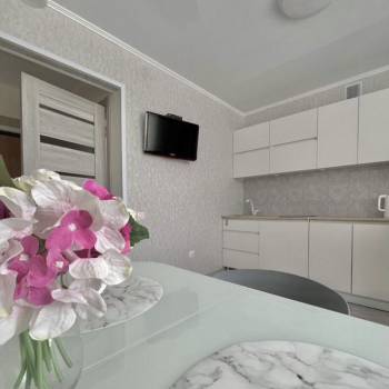 Продается 1-комнатная квартира, 30 м²