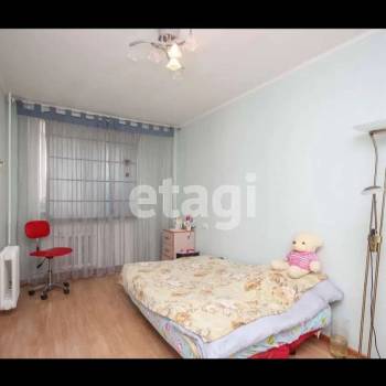 Продается Многокомнатная квартира, 71,3 м²