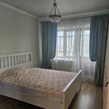 Сдается 1-комнатная квартира, 50 м²
