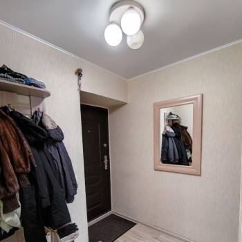 Продается 1-комнатная квартира, 35 м²