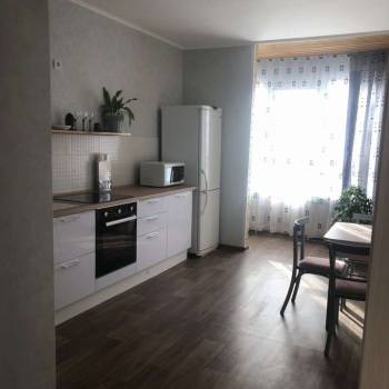 Сдается 1-комнатная квартира, 42,1 м²