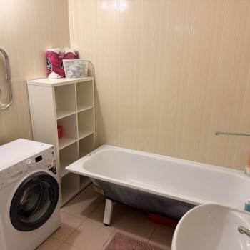 Продается 1-комнатная квартира, 43,3 м²