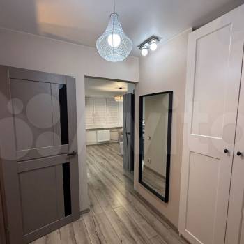 Продается 1-комнатная квартира, 38 м²