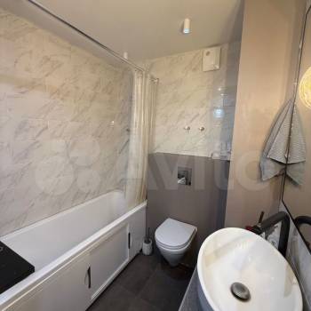 Продается 1-комнатная квартира, 38 м²