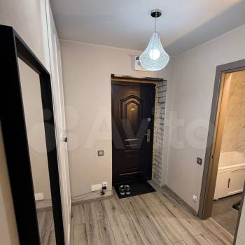 Продается 1-комнатная квартира, 38 м²