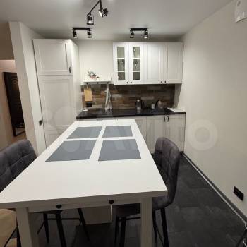 Продается 1-комнатная квартира, 38 м²
