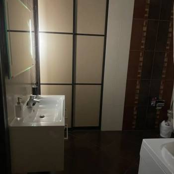 Сдается 1-комнатная квартира, 51 м²