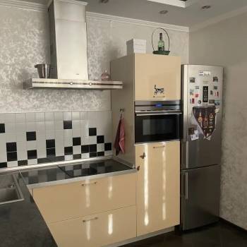 Сдается 1-комнатная квартира, 51 м²