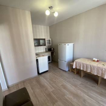 Сдается 1-комнатная квартира, 37 м²