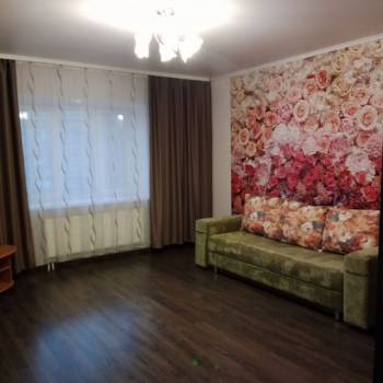 Сдается 1-комнатная квартира, 53 м²