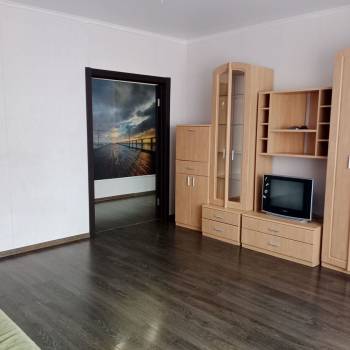 Сдается 1-комнатная квартира, 53 м²
