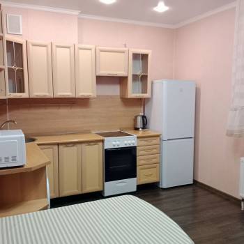 Сдается 1-комнатная квартира, 53 м²