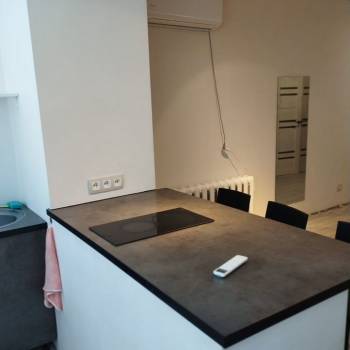 Сдается 1-комнатная квартира, 46 м²